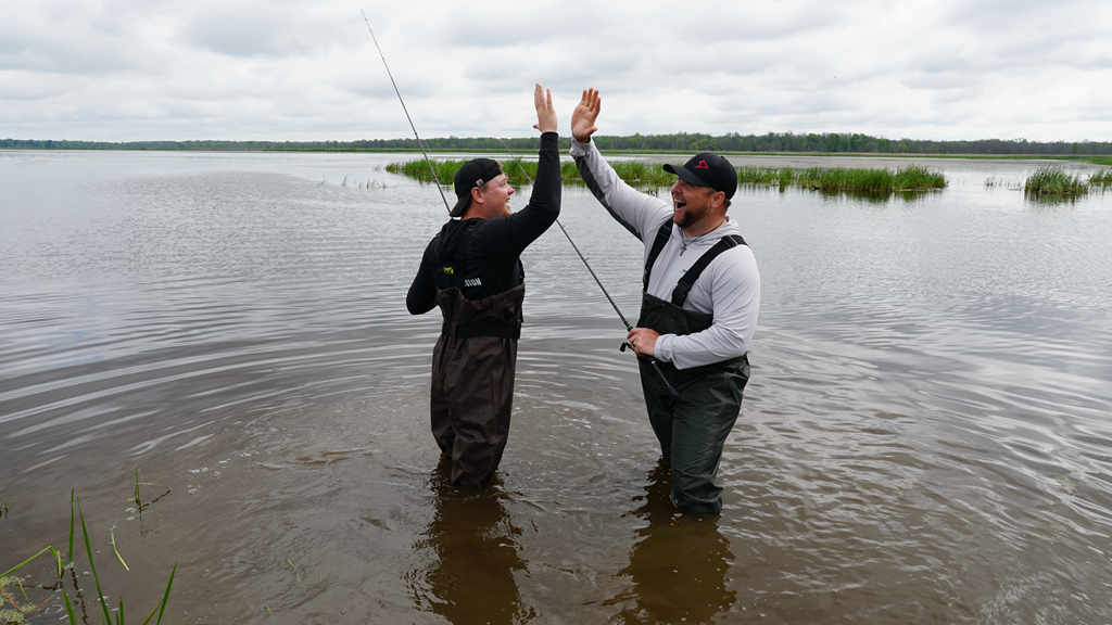 the best waders for fly fishing